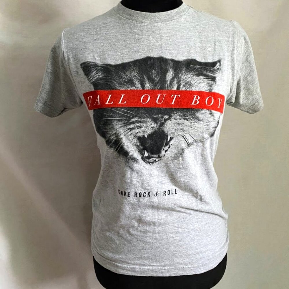 Fall Out Boy Save Rock & Roll Cat T-shirt 00's Hot Topic Emo Pop Punk Band Tee